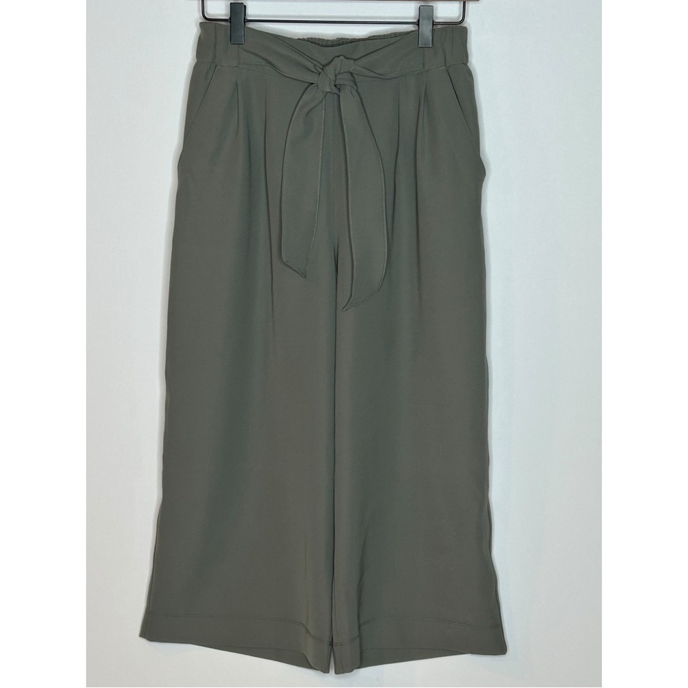 Lululemon Noir Crop Pants Grey Sage Size 6 - Picture 5 of 12